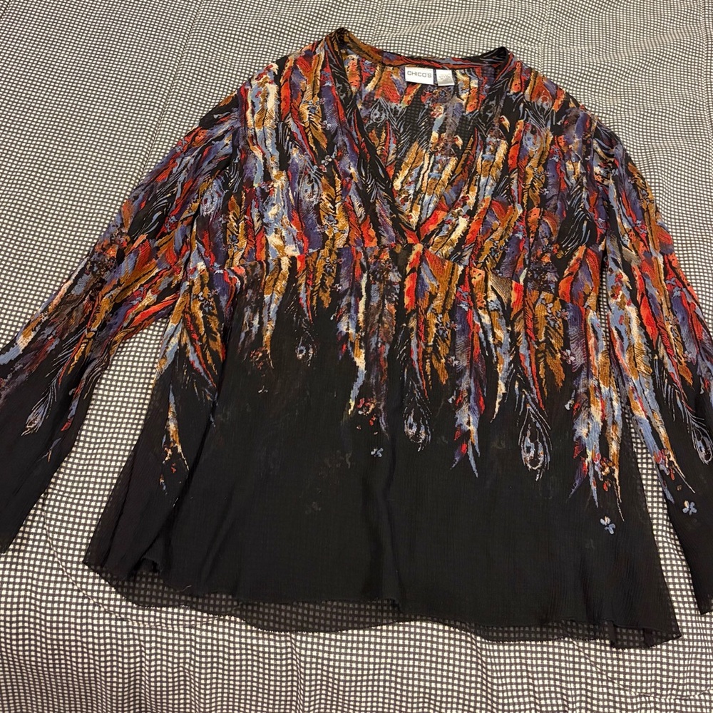 Chico's Black Long Sleeve V-Neck Top with Multicolor Feather Print